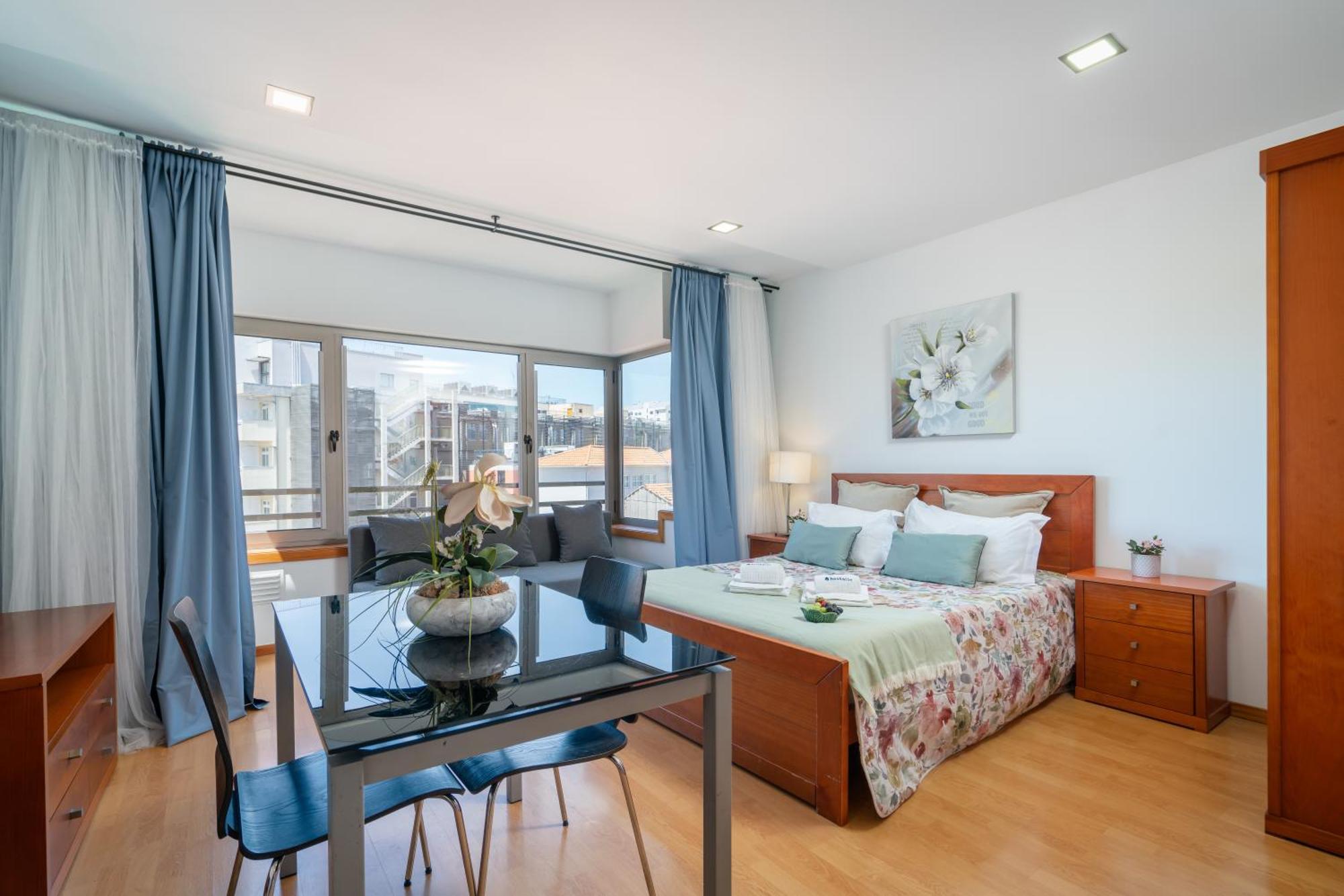 Апартаменты Host Wise - Bright Quiet Flats - Prime Location Порту Экстерьер фото