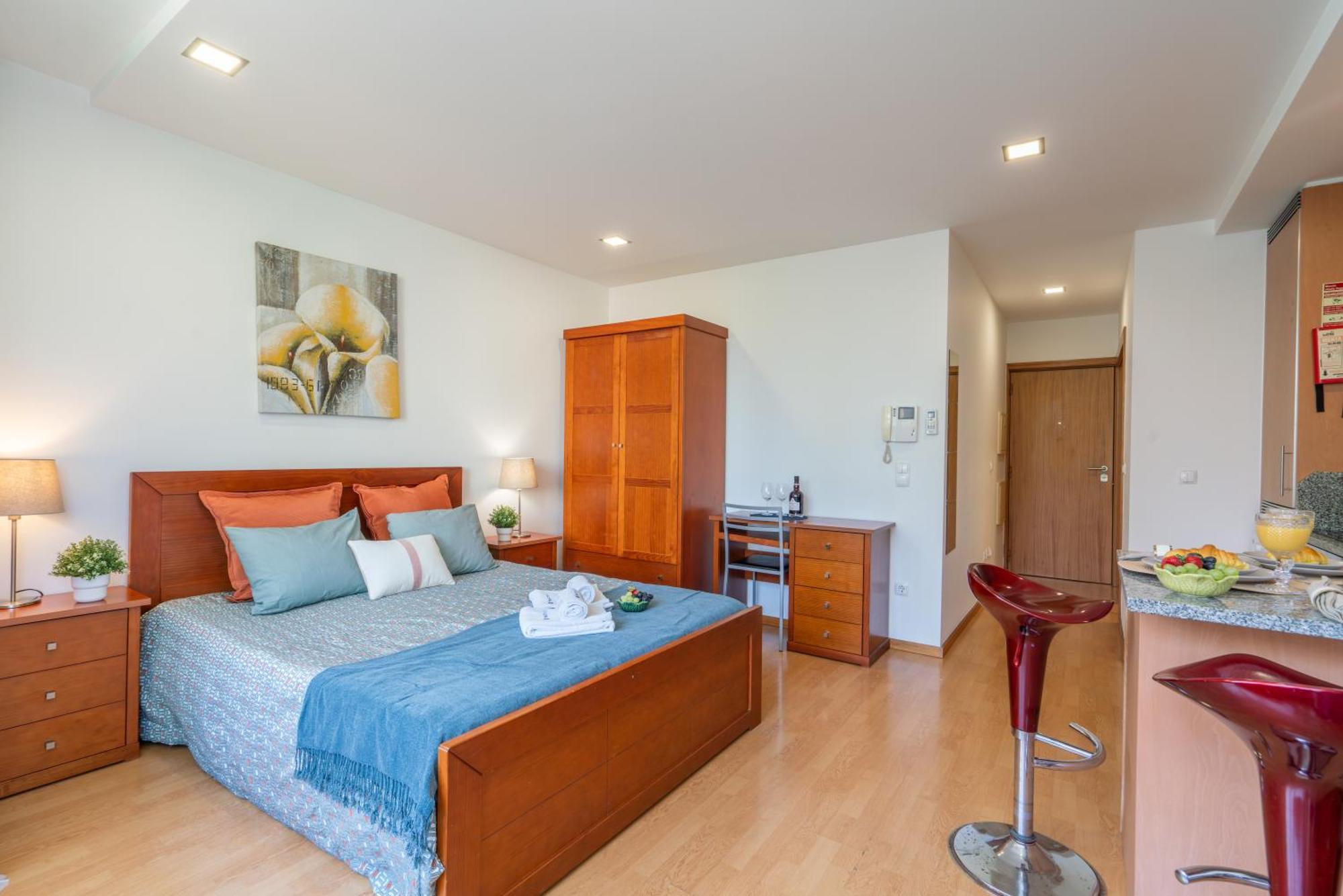 Апартаменты Host Wise - Bright Quiet Flats - Prime Location Порту Экстерьер фото