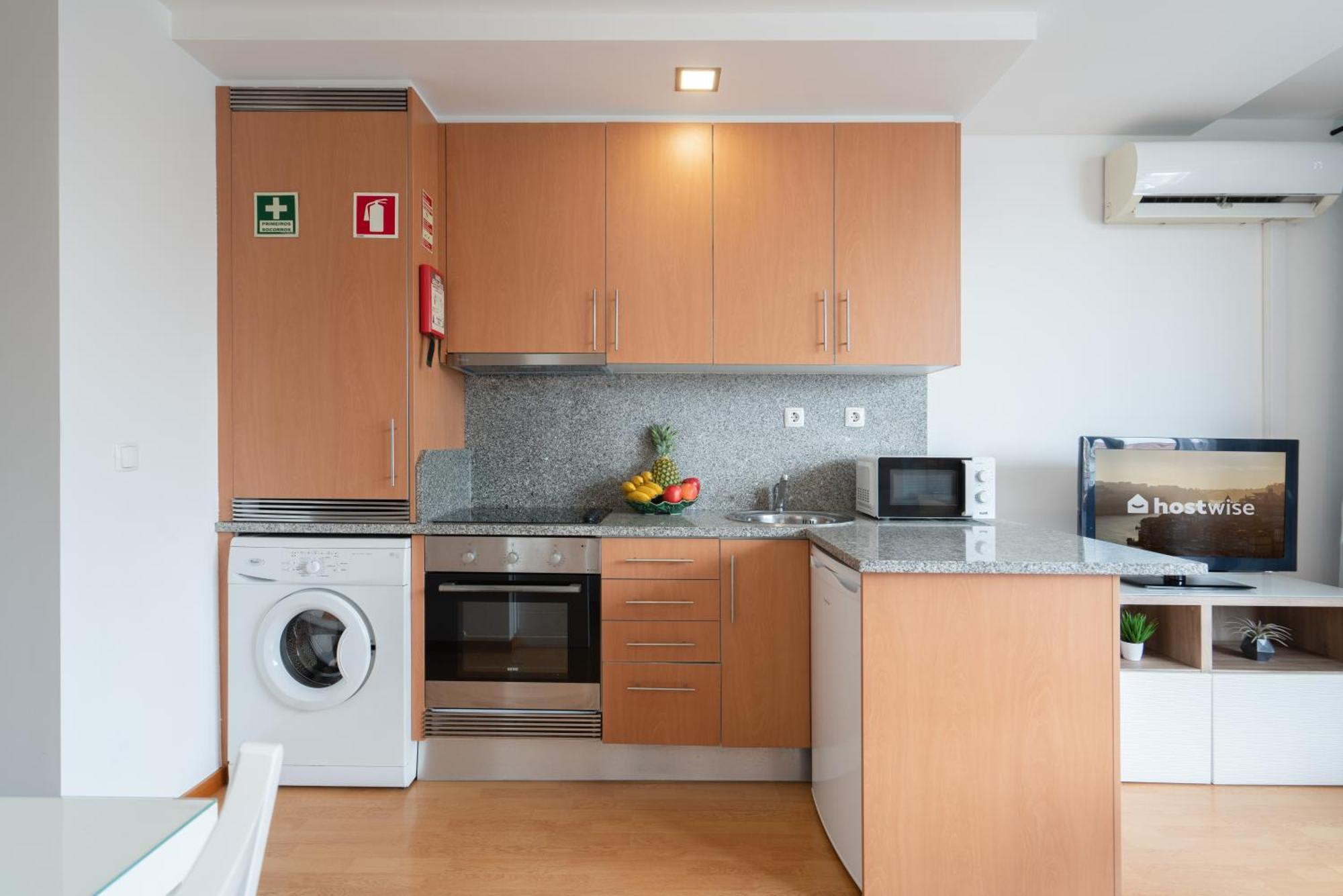Апартаменты Host Wise - Bright Quiet Flats - Prime Location Порту Экстерьер фото