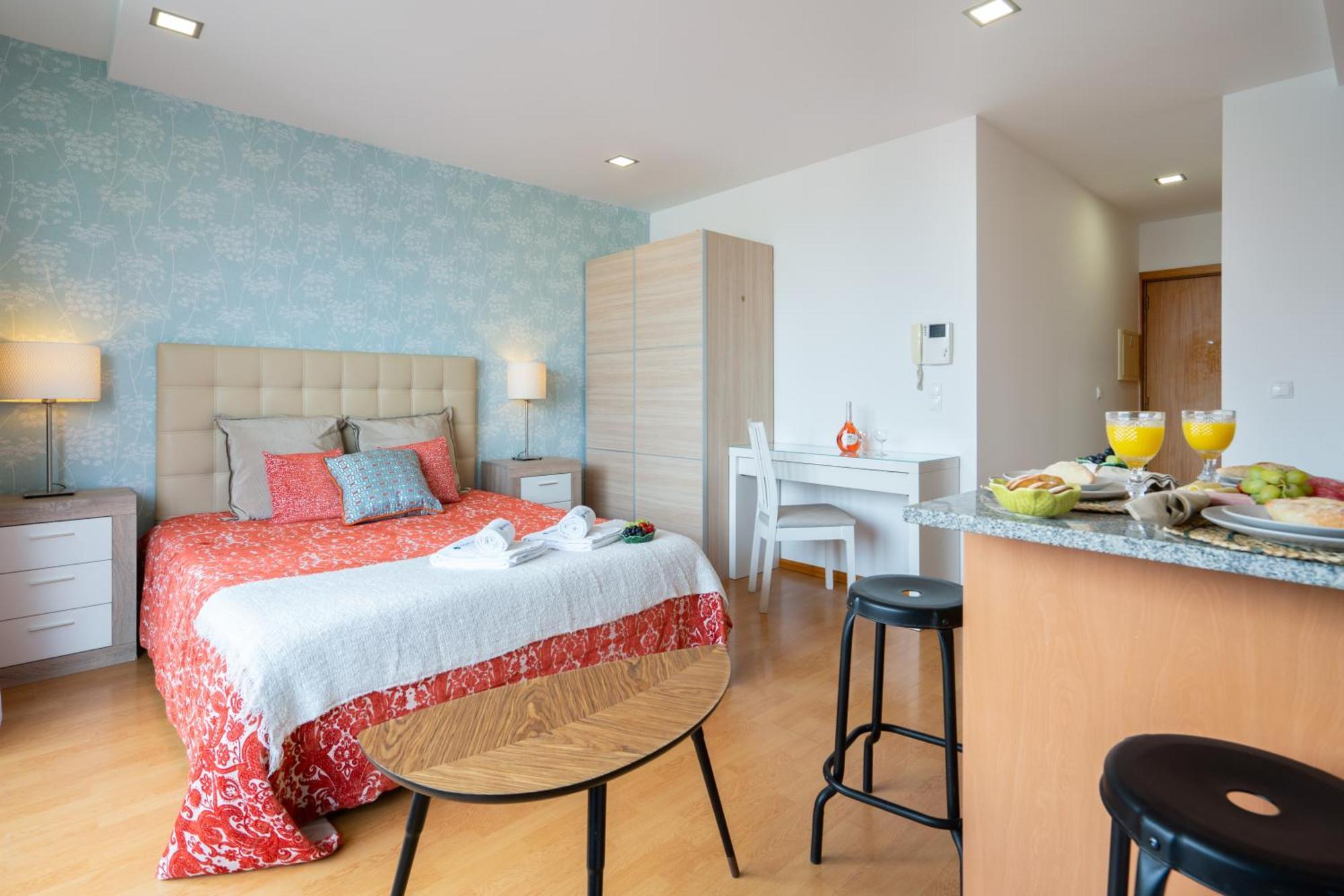 Апартаменты Host Wise - Bright Quiet Flats - Prime Location Порту Экстерьер фото